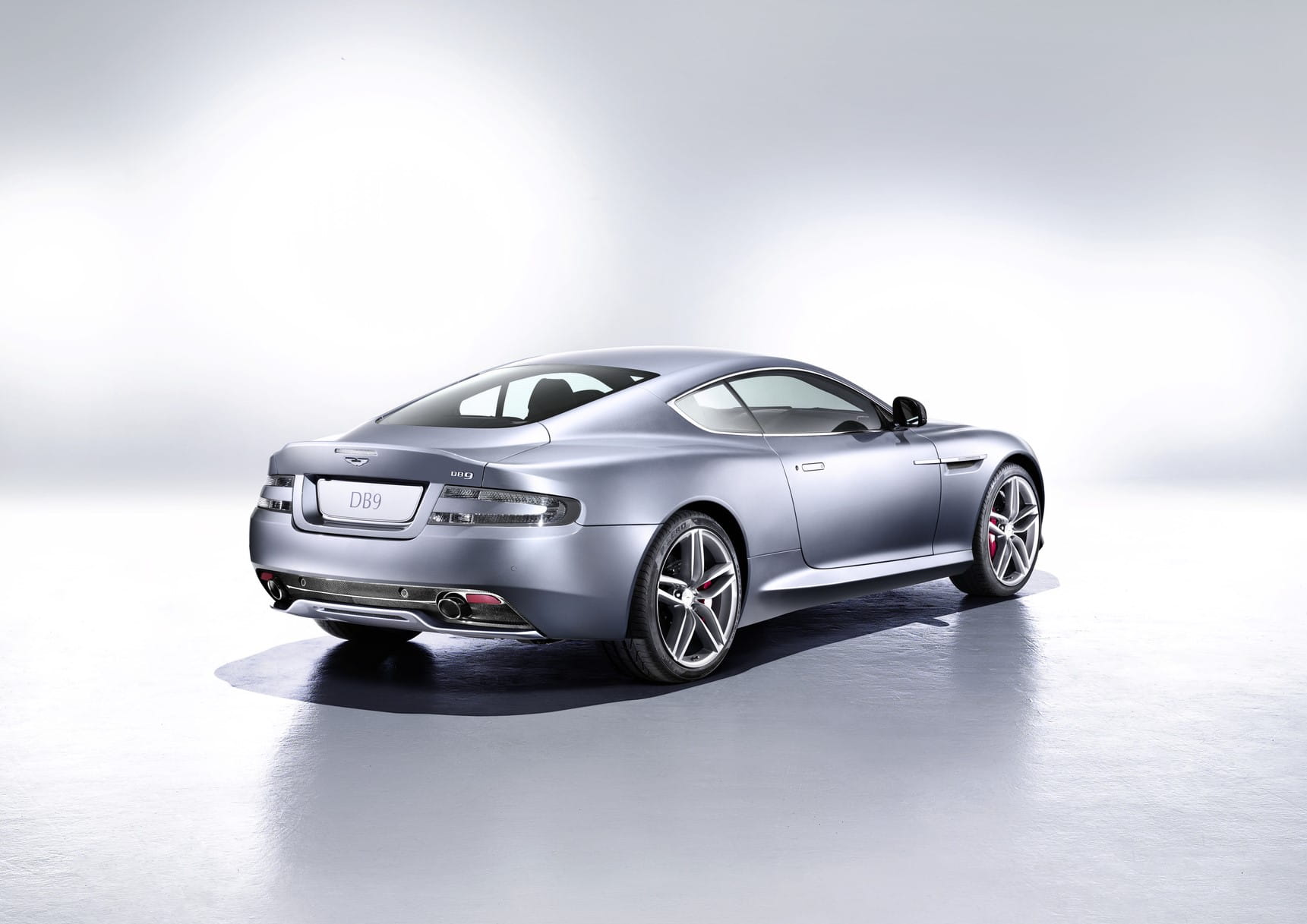 2015 Aston Martin DB9 Carbon Edition Wallpapers | SuperCars.net