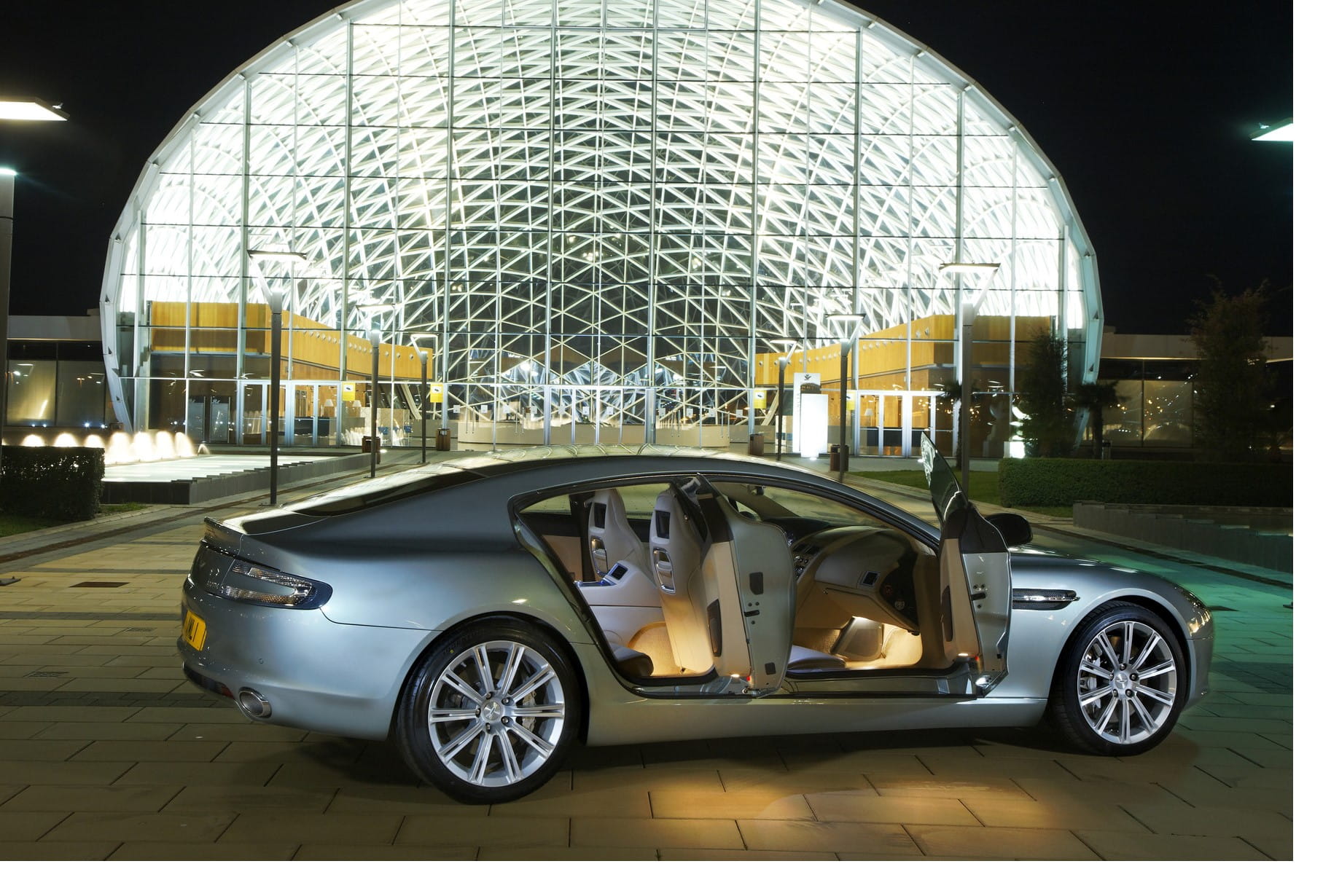 Aston Martin Rapide | Aston Martin